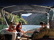 CATAMARÁN EN LOS CAÑONES DEL SIL