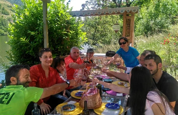 Fiordos gallegos | Paseo en barco por la Ribeira Sacra