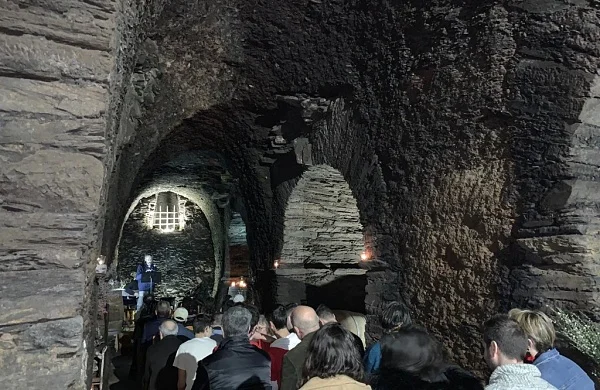Melillas | Bodega tradicional en cueva