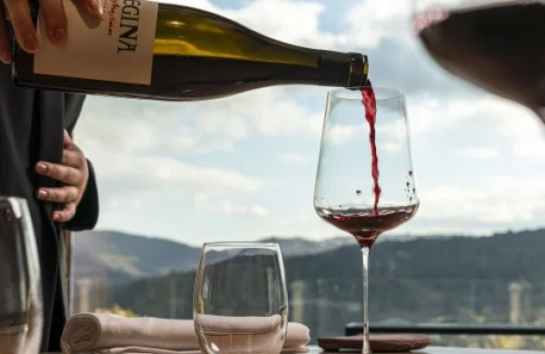 Vértigo | Cocina con vistas a los Cañones del Sil