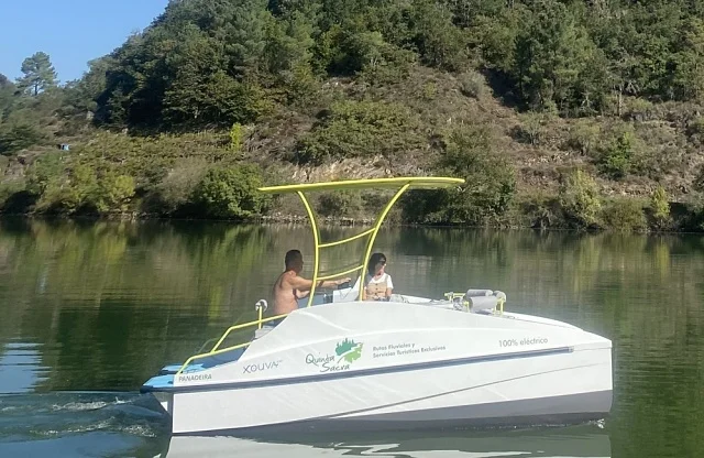 Alquiler de barco en Ribeira Sacra | Experiencia sin titulación