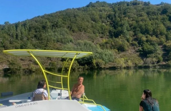 Alquiler de barco en Ribeira Sacra | Experiencia sin titulación