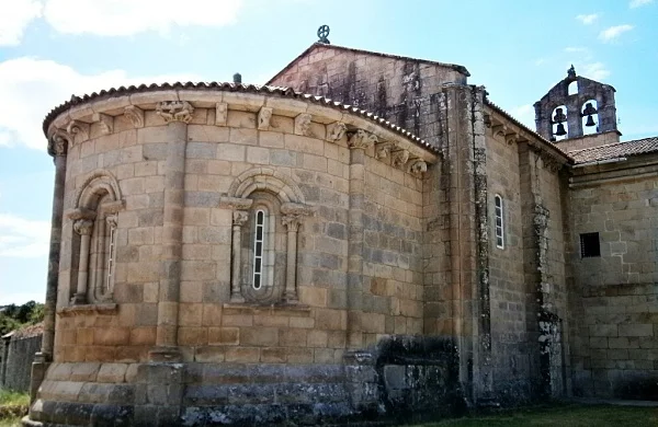 Ruta del románico en Ribeira Sacra | Monasterios e historia