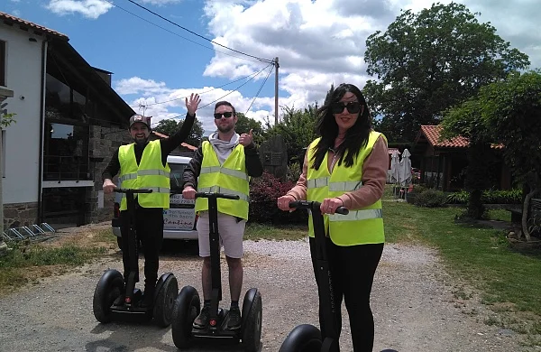 Rutas enoturísticas en segway por el Sil | Viñedos y aventura