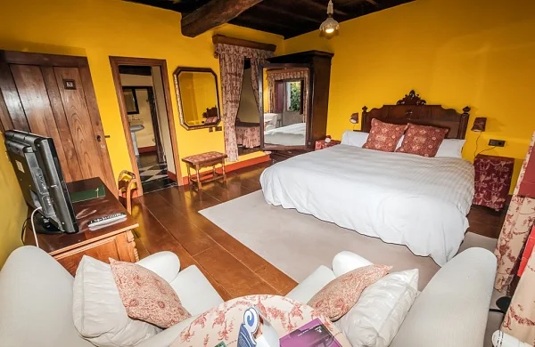 Casa Grande de Rosende | Casa señorial histórica