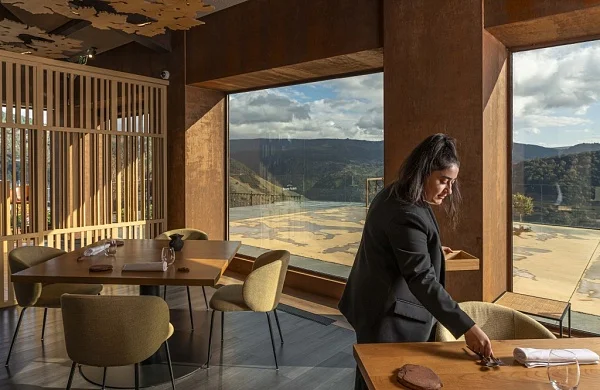 Vértigo | Cocina con vistas a los Cañones del Sil